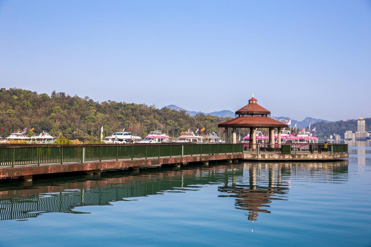 Ming Yue Hu Hotel Yuchi Exterior photo
